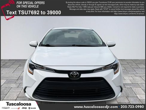 Used 2025 Toyota Corolla LE image 2