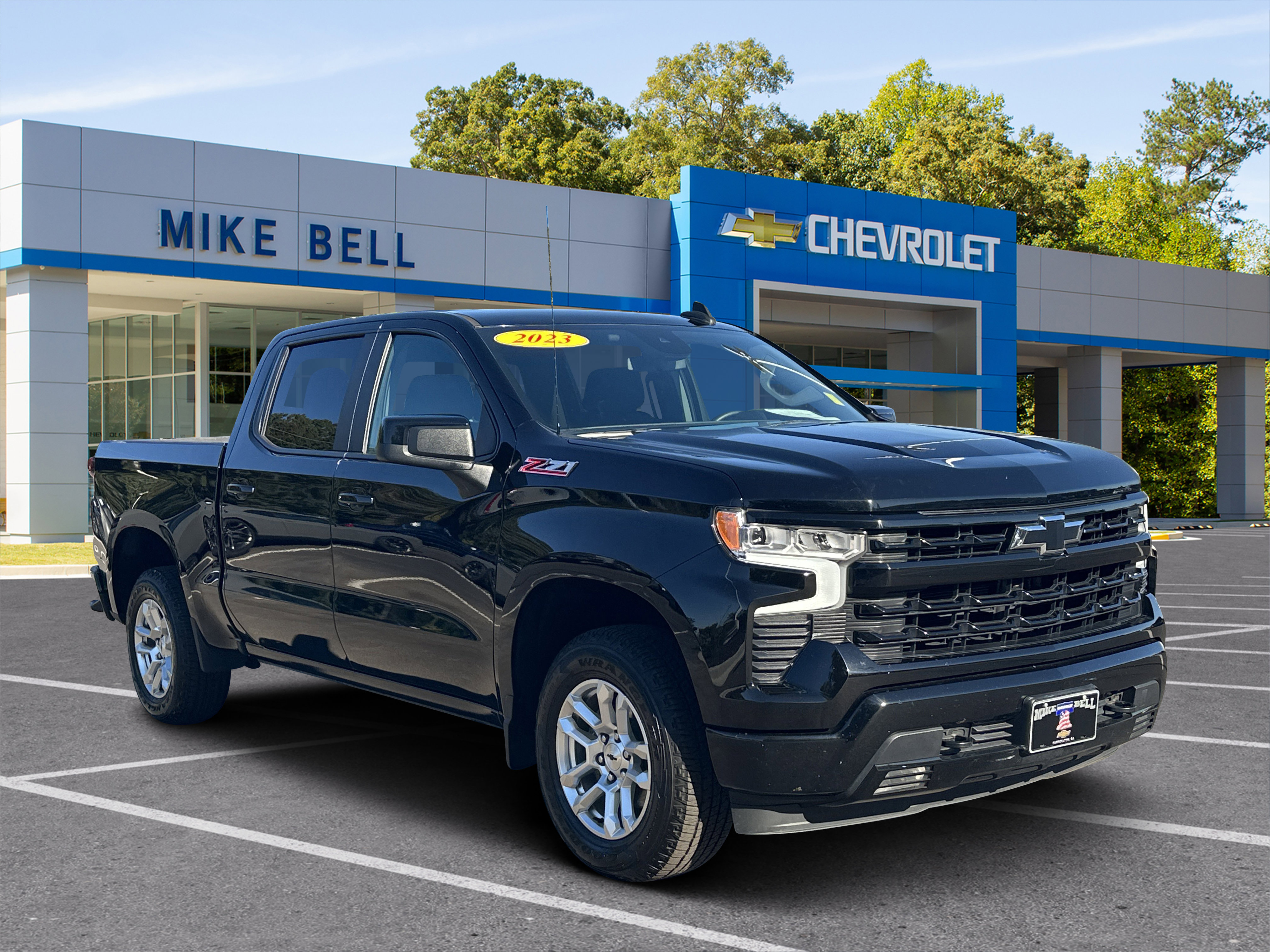 Used 2023 Chevrolet Silverado 1500 RST AWD/4WD image 1