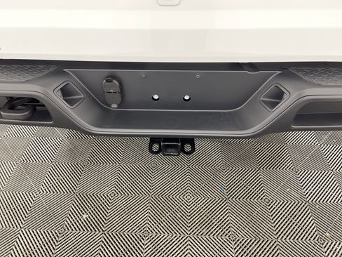 Used 2025 Jeep Gladiator Sport image 6