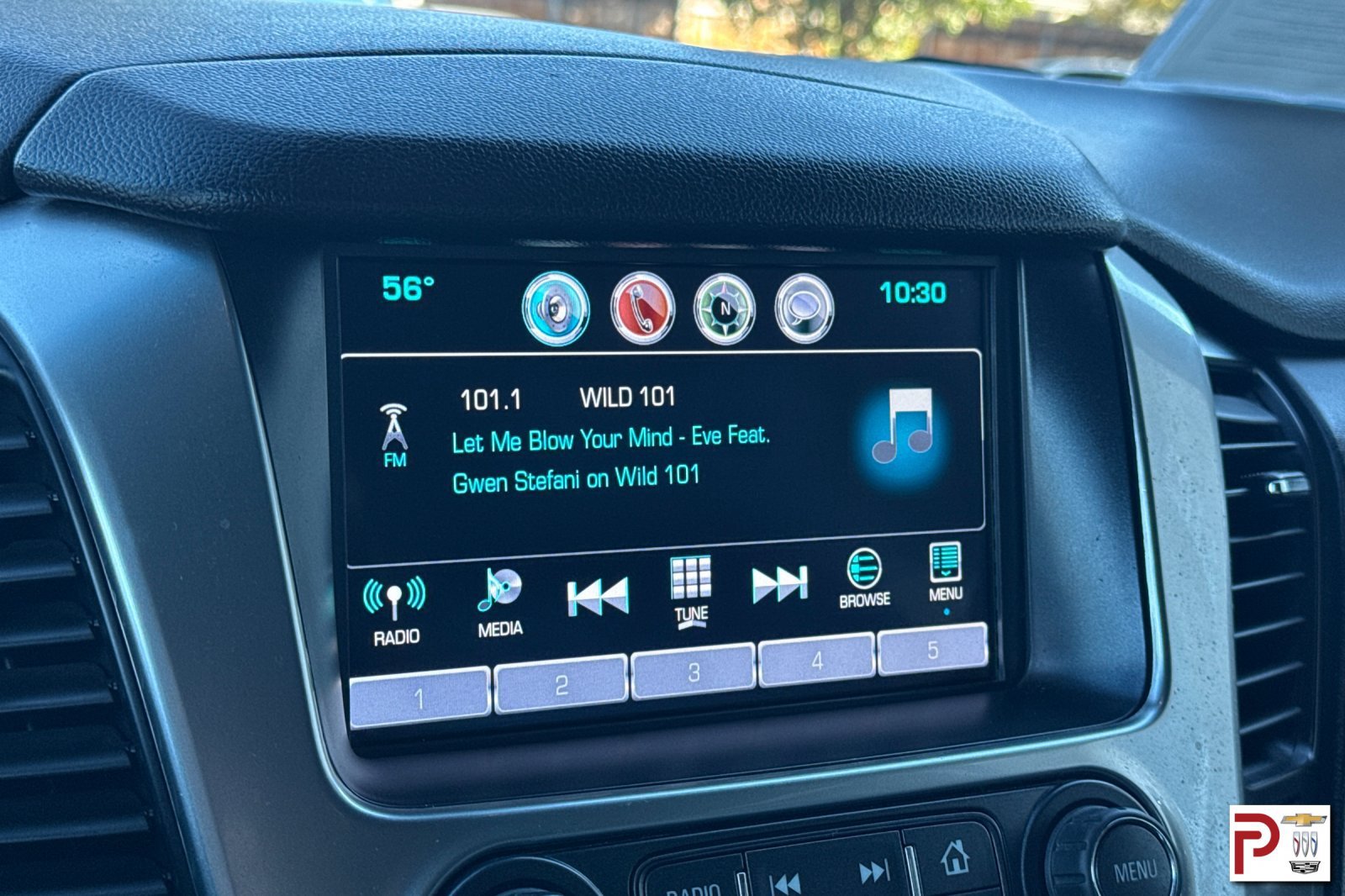 Used 2018 Chevrolet Suburban LT AWD/4WD image 24