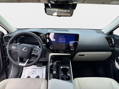 Used 2025 Lexus NX 350h AWD w/ Accessory Package (2T) image 16
