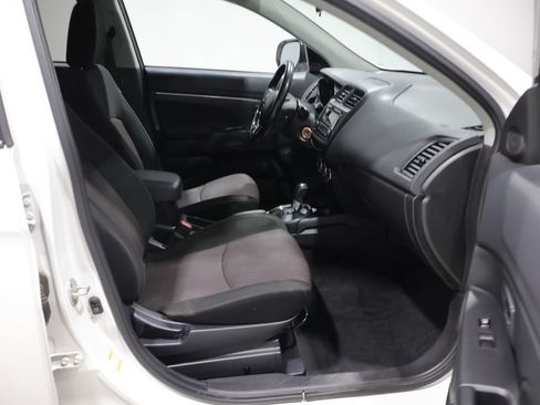 Used 2017 Mitsubishi Outlander Sport ES AWD/4WD image 21