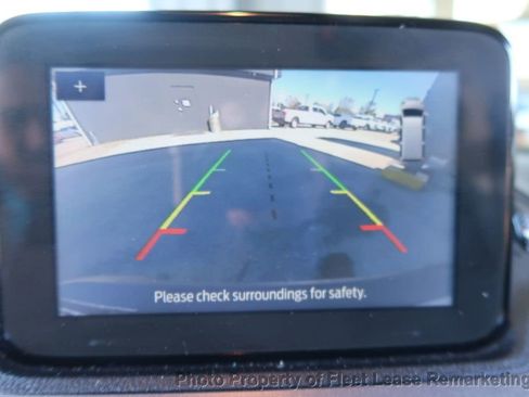 Used 2022 Ford Transit Connect XL image 36