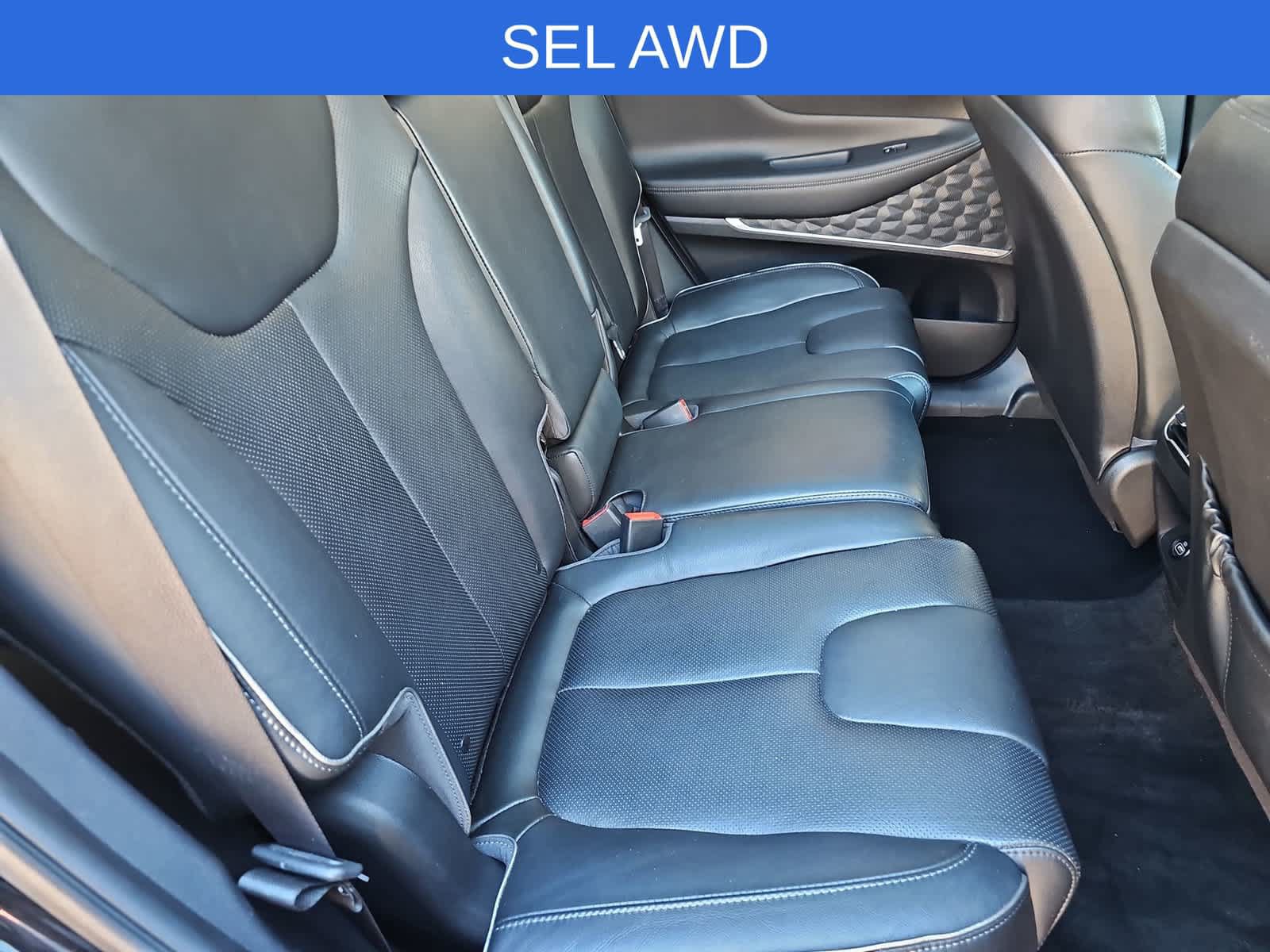 Used 2022 Hyundai Santa Fe SEL w/ Convenience + Premium Package AWD/4WD image 17