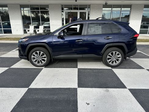 Used 2025 Toyota RAV4 Limited image 1