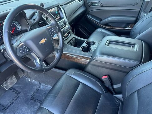 Used 2019 Chevrolet Tahoe LT w/ Luxury Package AWD/4WD image 9
