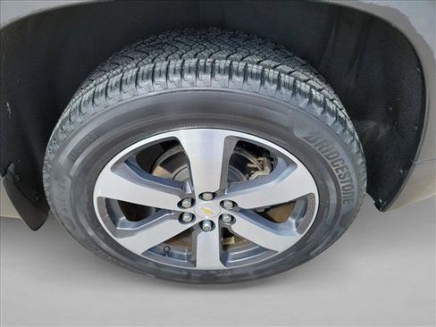 Used 2019 Chevrolet Traverse LT w/ LT Premium Package FWD image 12