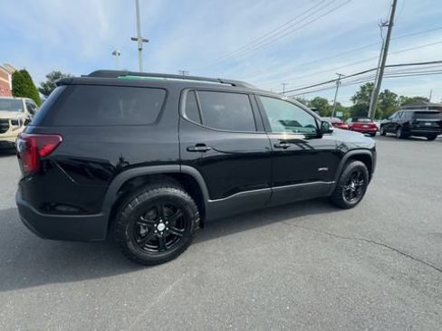 Used 2023 GMC Acadia AT4 w/ Technology Package AWD/4WD image 8