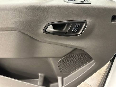 New 2026 Ford Transit 250 148 Medium Roof w/ Load Area Protection Package RWD image 32