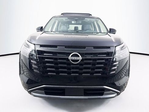 New 2026 Nissan Pathfinder SL w/ SL Premium Package AWD/4WD image 2
