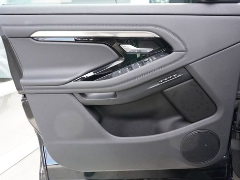 Used 2020 Land Rover Range Rover Evoque SE AWD/4WD image 17