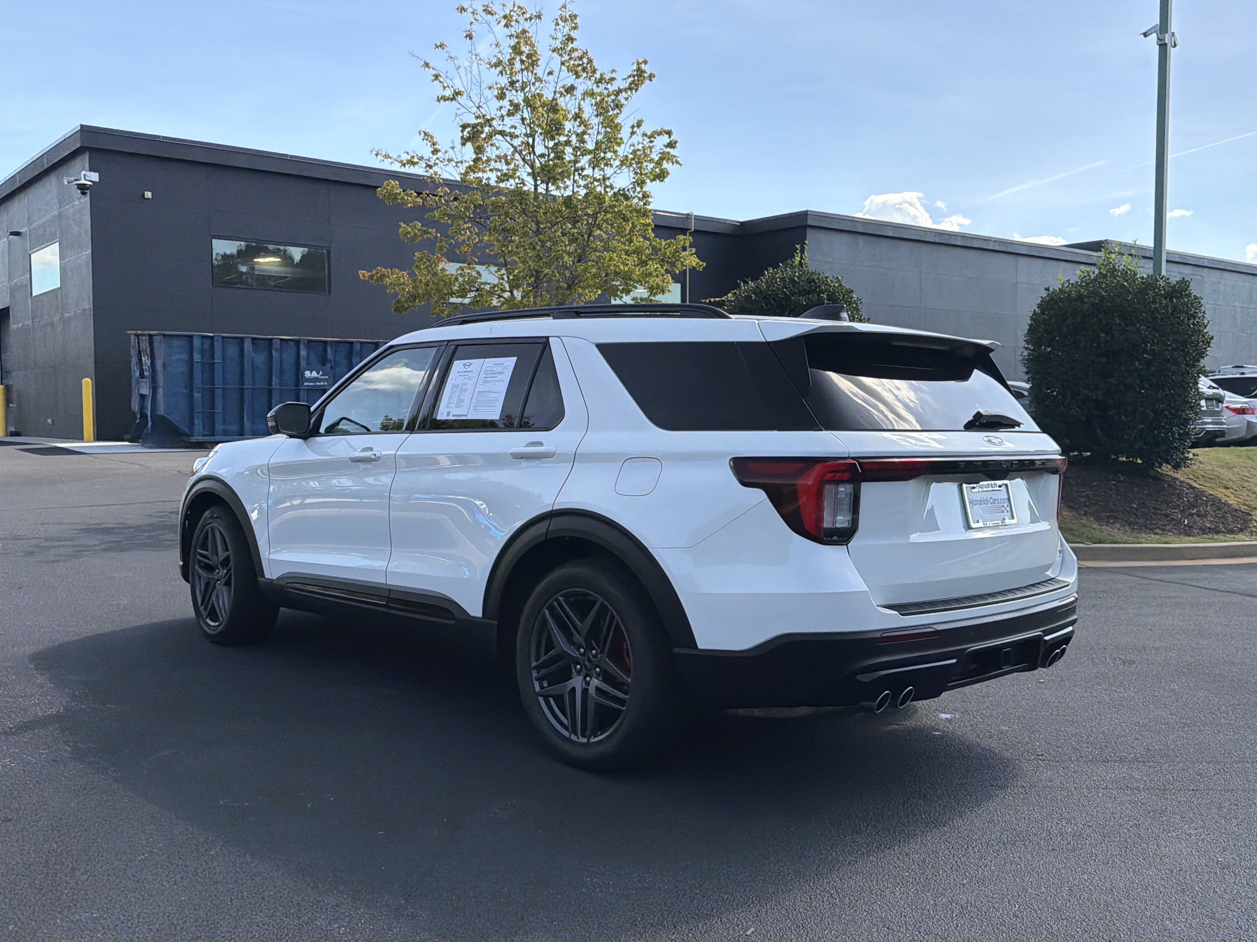 Used 2025 Ford Explorer ST w/ Sun And Sound Package AWD/4WD image 16