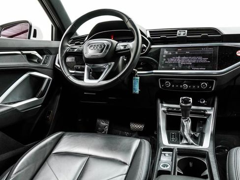 Used 2025 Audi Q3 2.0T Premium AWD/4WD image 24