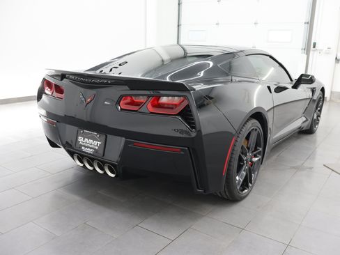 Used 2016 Chevrolet Corvette Stingray Coupe w/ Carbon Flash Badge Package RWD image 49