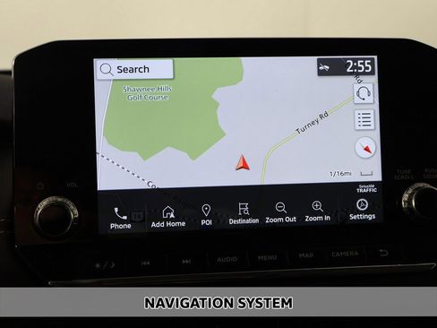 Used 2024 Mitsubishi Outlander SE image 3