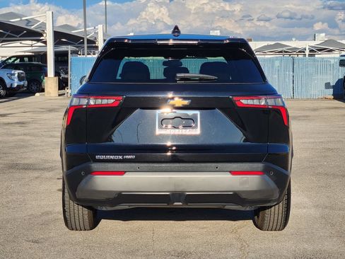 Used 2026 Chevrolet Equinox LT AWD/4WD image 6