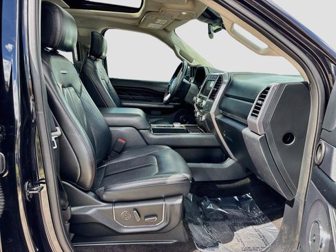Used 2020 Ford Expedition Platinum RWD image 31