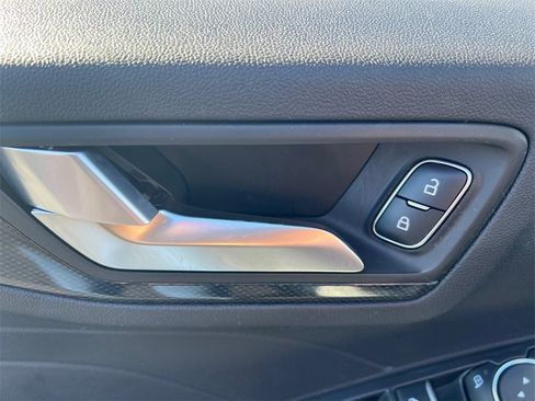 Used 2025 Ford Escape ST-Line Elite image 12