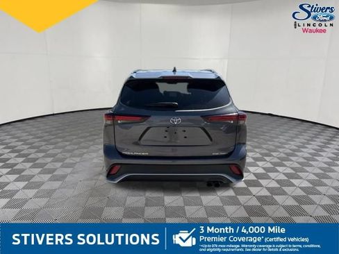 Used 2025 Toyota Highlander XSE AWD/4WD image 8