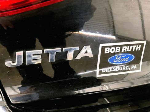 Used 2015 Volkswagen Jetta S image 14