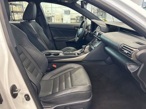 Used 2020 Lexus IS 350 F Sport w/ F Sport Package AWD/4WD image 17