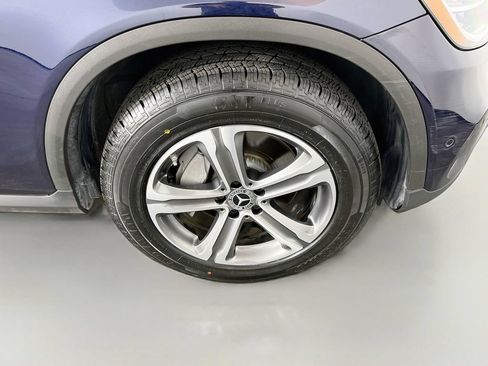 Used 2021 Mercedes-Benz GLC 300 w/ Premium Package image 38