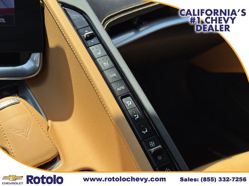Used 2023 Chevrolet Corvette Stingray Preferred Cpe w/ Z51 Performance Package RWD image 22