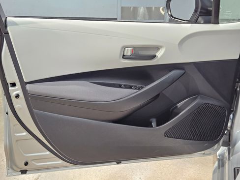 Used 2022 Toyota Corolla LE w/ Body Protection Package (TMS) FWD image 20