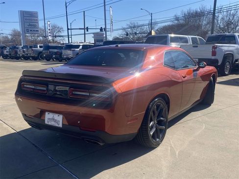 Used 2023 Dodge Challenger R/T w/ Blacktop Package image 9