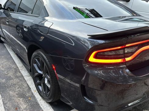 Used 2019 Dodge Charger GT RWD image 4