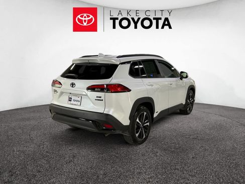 Used 2024 Toyota Corolla Cross XSE image 7