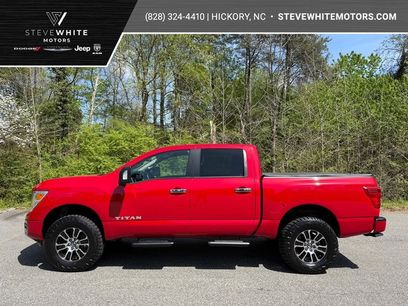 Used 2021 Nissan Titan SV w/ SV Convenience Package