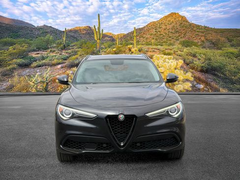 Used 2019 Alfa Romeo Stelvio Ti AWD/4WD image 5