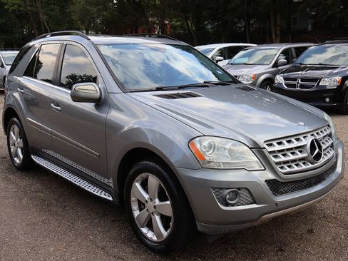 Used 2010 Mercedes-Benz ML 350 2WD image 1