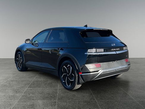 Certified 2024 Hyundai Ioniq 5 SEL image 5