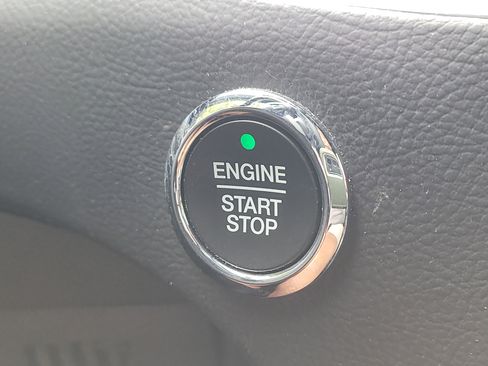 Used 2022 Ford Edge ST AWD/4WD image 31