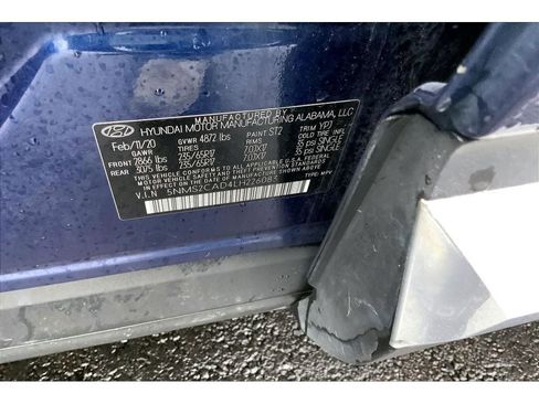 Used 2020 Hyundai Santa Fe SE image 32