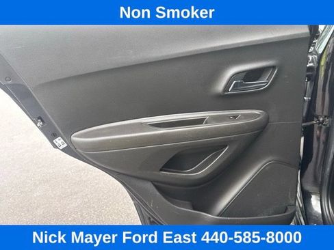 Used 2016 Chevrolet Trax LTZ w/ Midnight Edition AWD/4WD image 13