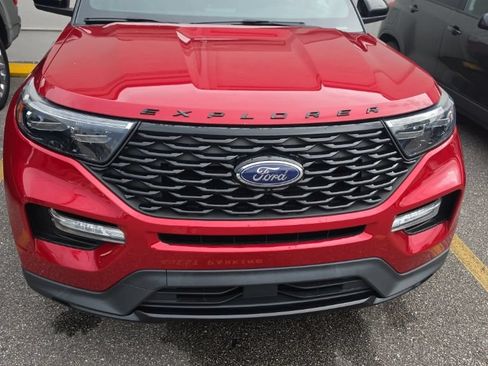 Certified 2024 Ford Explorer ST-Line w/ Class IV Trailer Tow Package RWD image 1