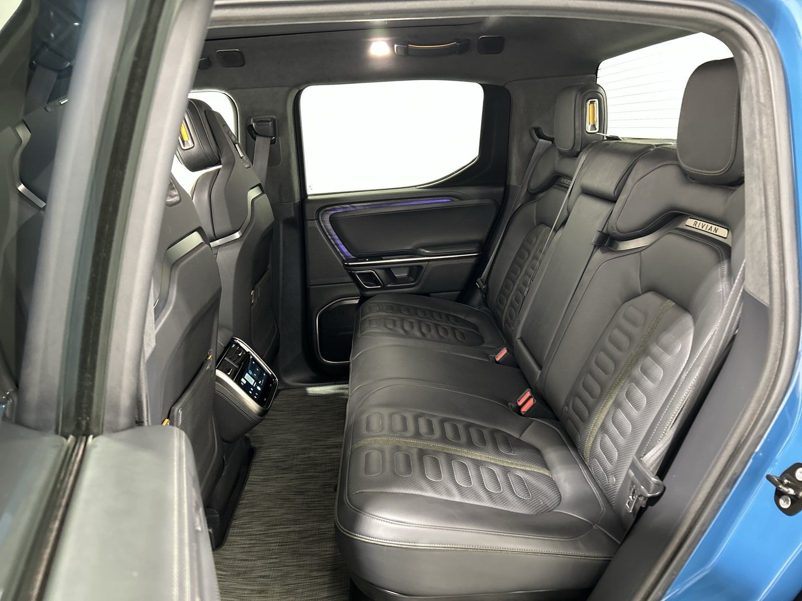 Used 2022 Rivian R1T Adventure AWD/4WD image 21