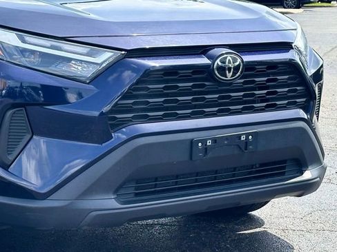 Used 2023 Toyota RAV4 XLE AWD/4WD image 2