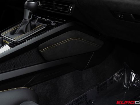 Used 2024 Porsche 911 GT3 RS RWD image 40