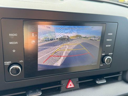 Used 2024 Kia Sportage LX image 21