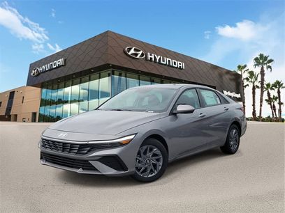 New 2025 Hyundai Elantra Blue