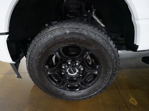 Used 2024 Ford F250 XL w/ STX Appearance Package AWD/4WD image 26