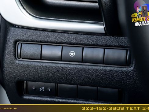 Used 2021 Nissan Rogue SV FWD image 25