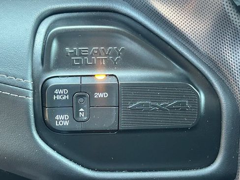 Used 2023 RAM 2500 Limited AWD/4WD image 21