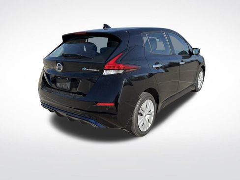Used 2022 Nissan Leaf S image 7