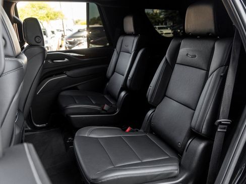 Used 2024 Cadillac Escalade Luxury w/ LPO, Floor Liner Package RWD image 32
