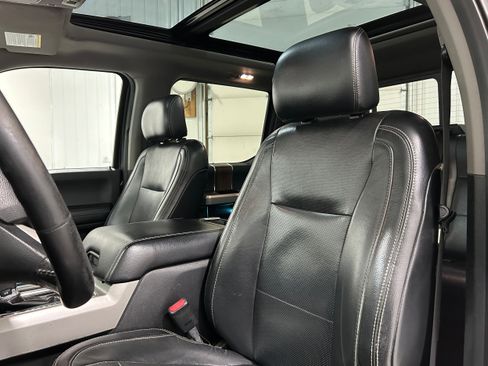 Used 2016 Ford F150 Lariat w/ Equipment Group 502A Luxury image 27